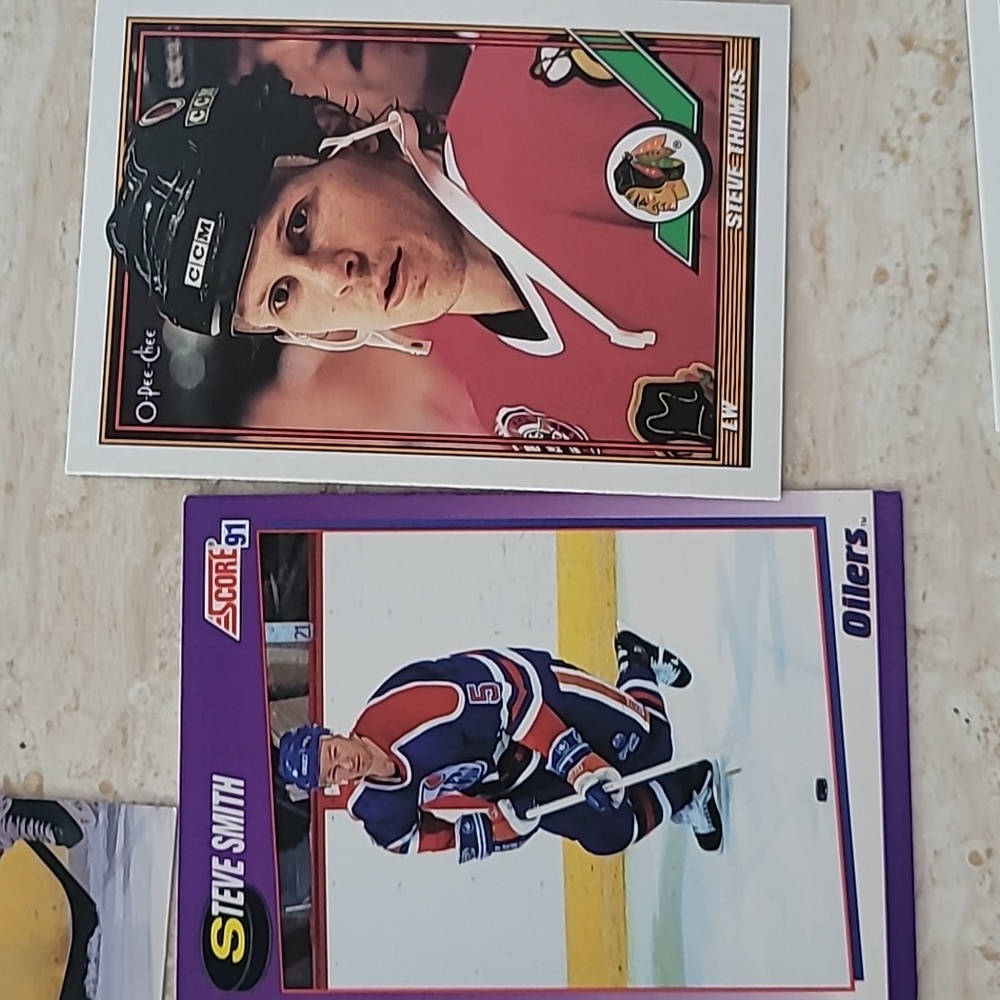 1990s Hockey Cards - Picture 4 of 16